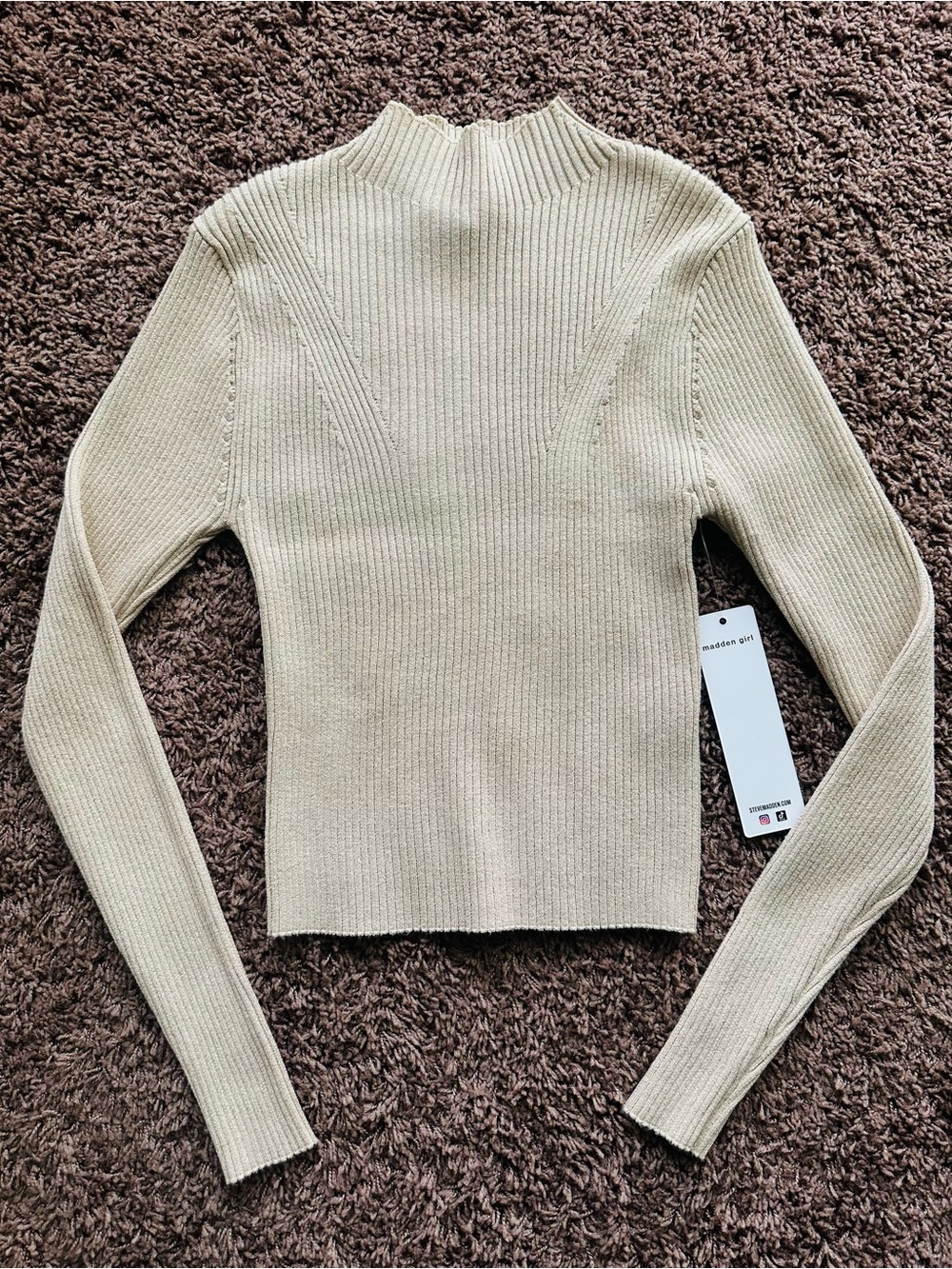 Madden Girl Women's Gold flecks Ribbed Sweater - Small